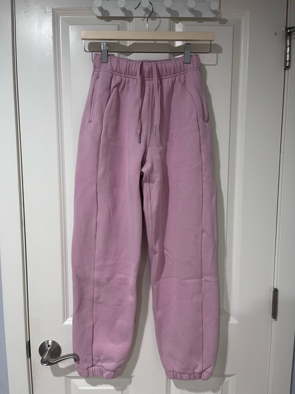 Brand new lululemon athletica dusty pink drawstring sweatpants